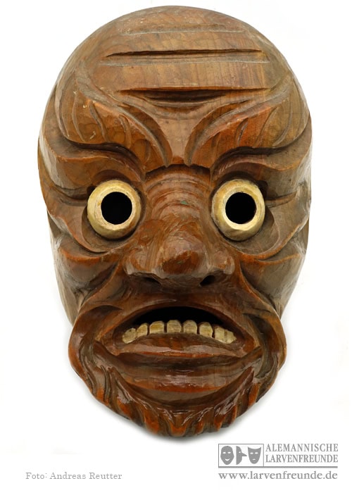 Bauzemeck Ostrach Holzmaske