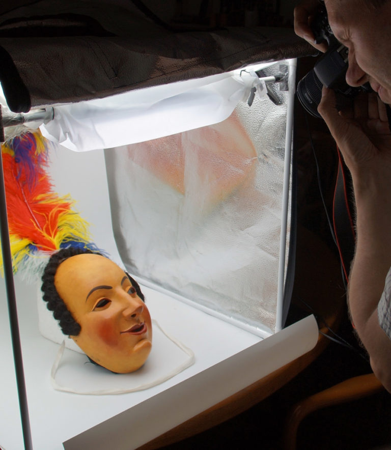 Faszinierende Larven Masken Kaufen: Verwandlung und Kreativität für Jung und Alt