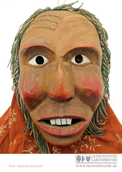 Maskenmuseum Holzmaske Butzi Berschis