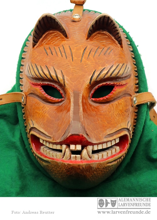 Holzmaske Fuchsgfriss Schuttig Elzach