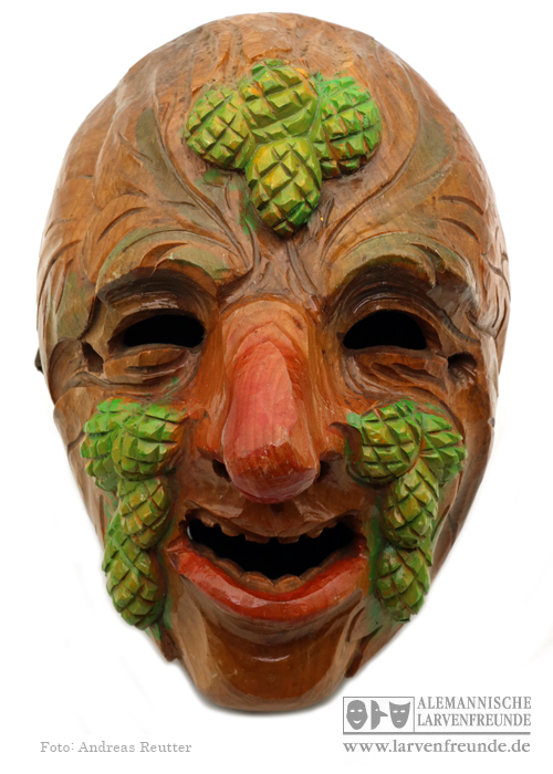Hopfennarr Tettnang Holzmaske