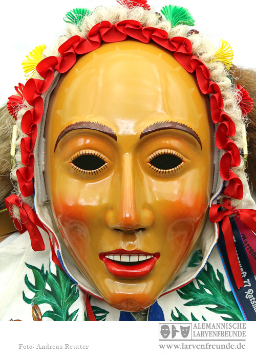 Fuchswadel Ratshausen Holzmaske Hahn