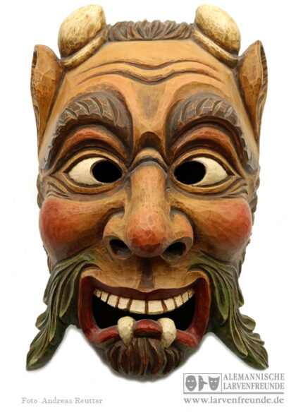 Rottenburg Ahland Schmid Holzmaske