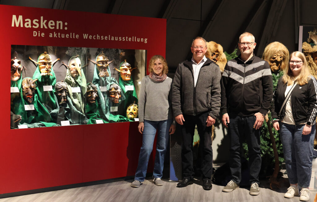 Sonderausstellung Narrenschopf Schätzle Schuttig Larven